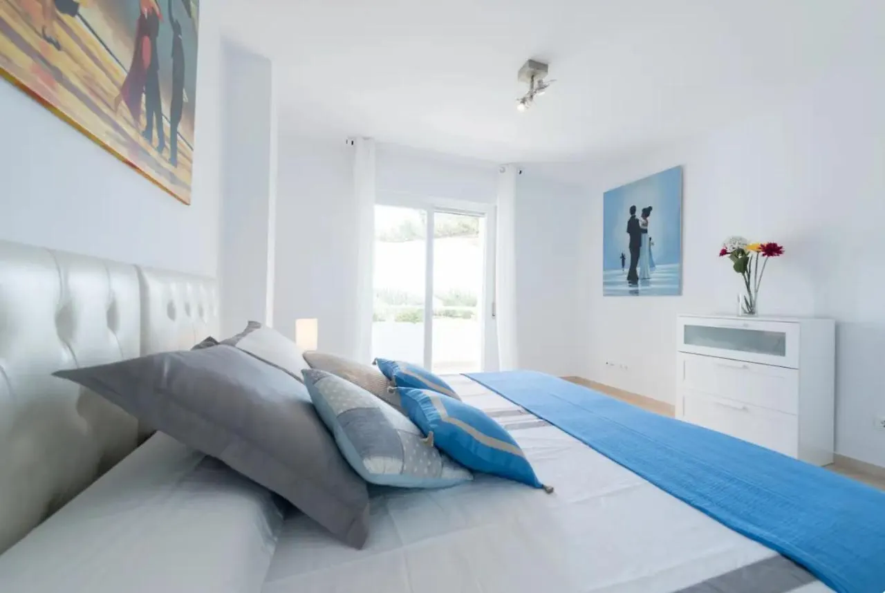 Charming 2 Bedroom Trocadero Arena area Marbella Apartamento