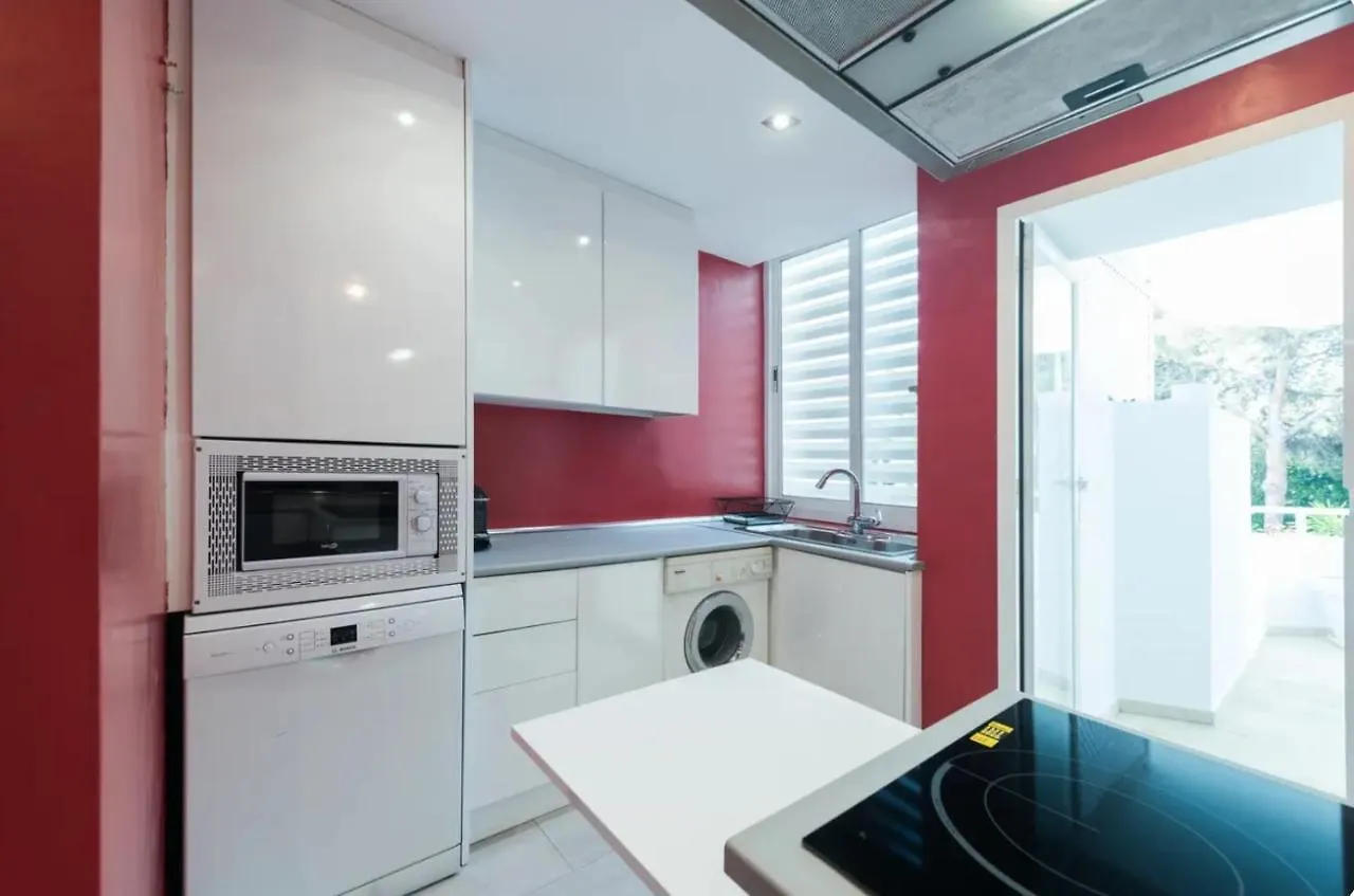 Charming 2 Bedroom Trocadero Arena Area Marbella Spain
